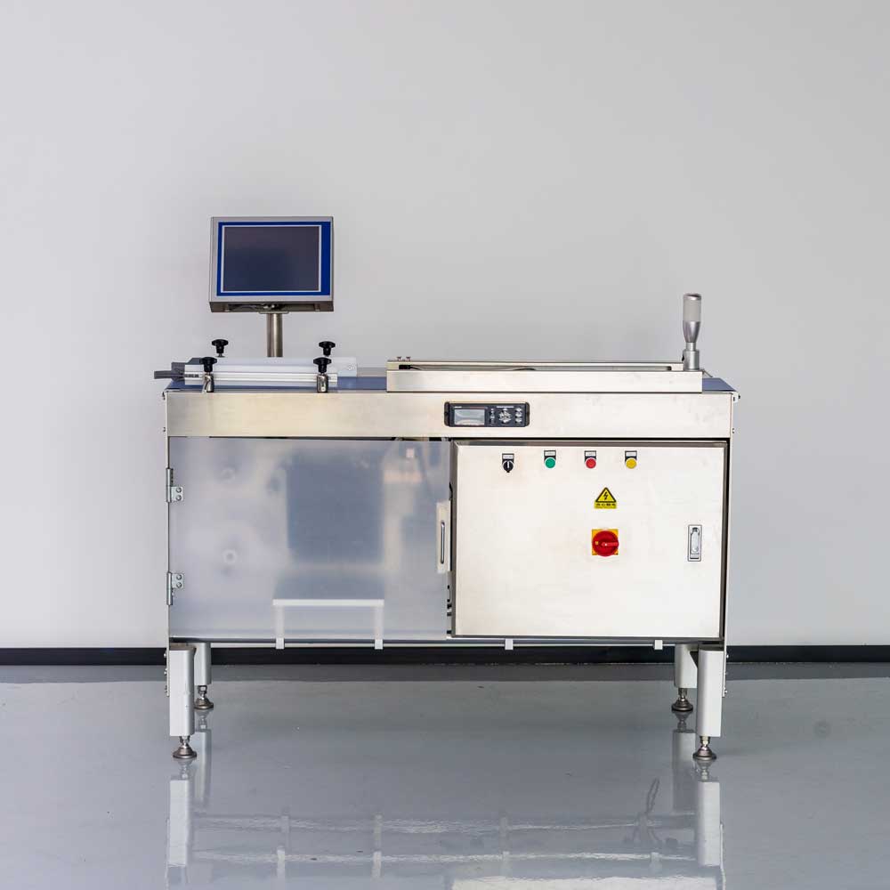NCN-WPL-Series-Weighing-&-Bottom-Labeling-Machine7.jpg
